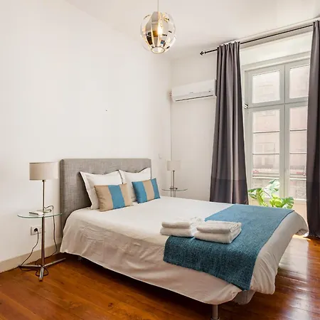 Downtown Cozy Апартаменты